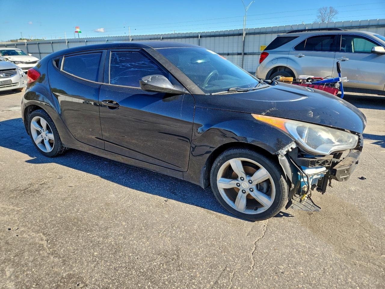 2013 Hyundai Veloster - Фото 7