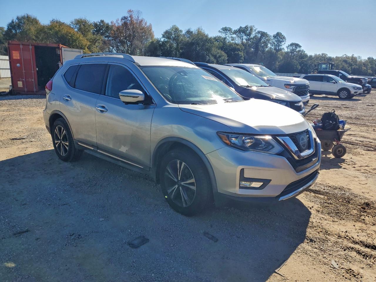 2017 Nissan Rogue - Фото 4
