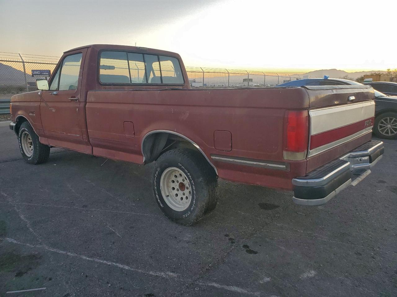 1988 Ford F150 - Фото 2
