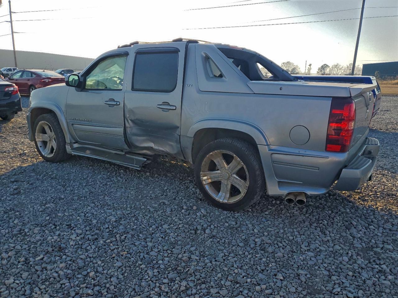 2007 Chevrolet Avalanche C1500 - Фото 2