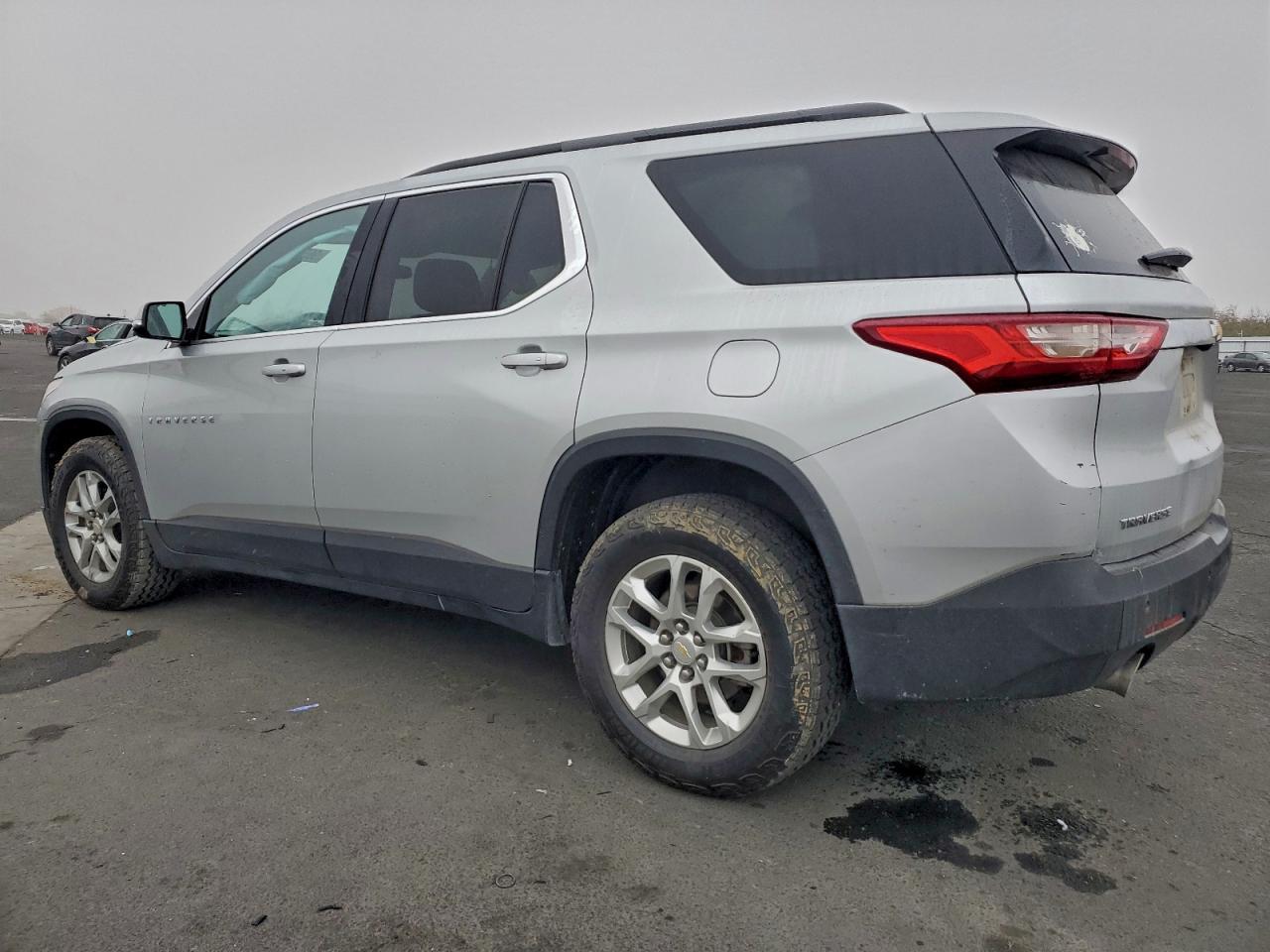 2020 Chevrolet Traverse Lt - Фото 2