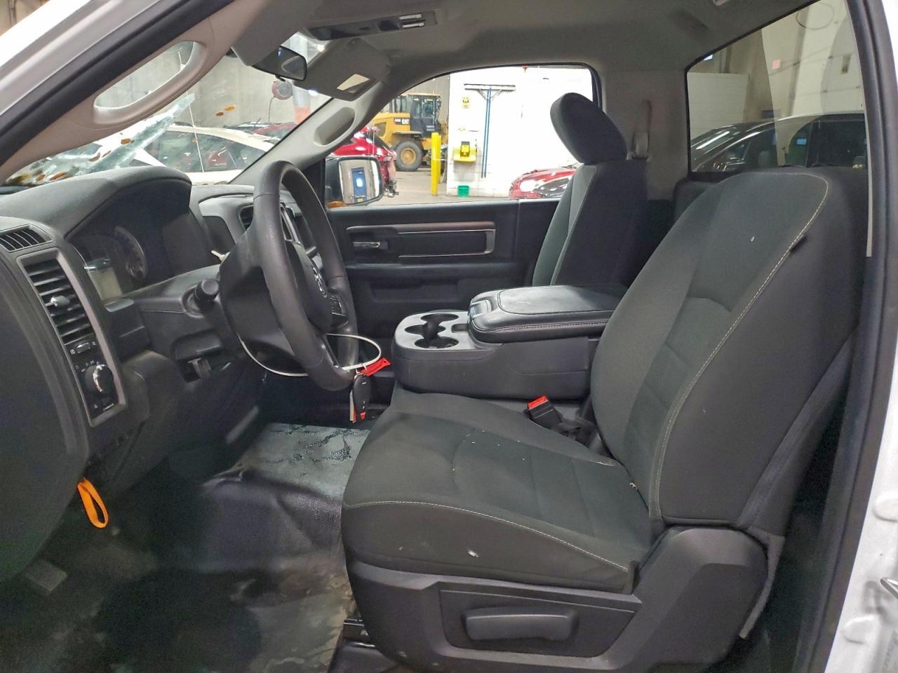 2022 Ram 1500 Classic Tradesman - Фото 7