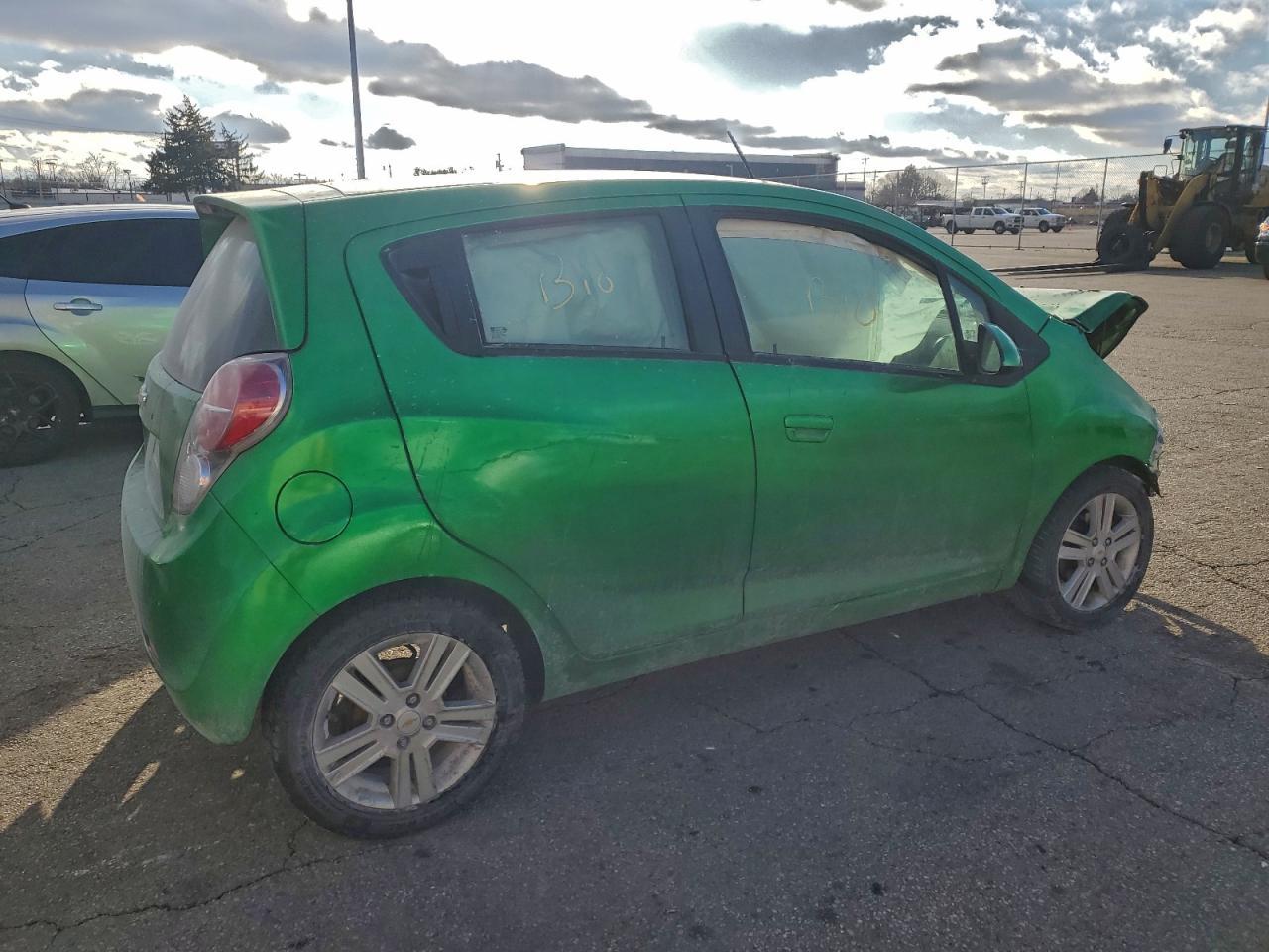 2015 Chevrolet Spark 1Lt - Фото 3