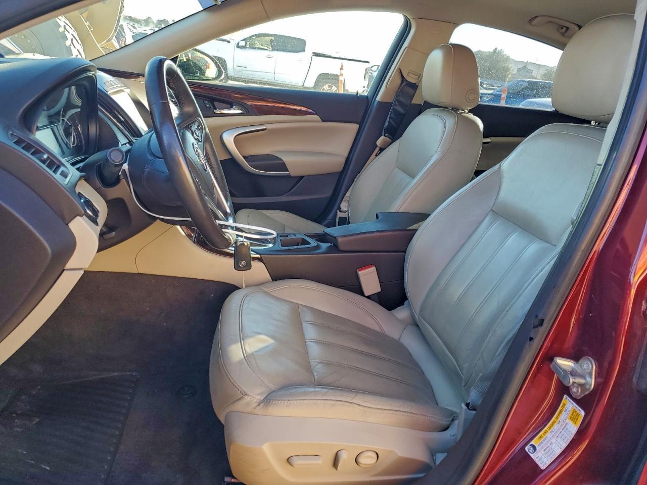 2017 Buick Regal Sport Touring - Image 7