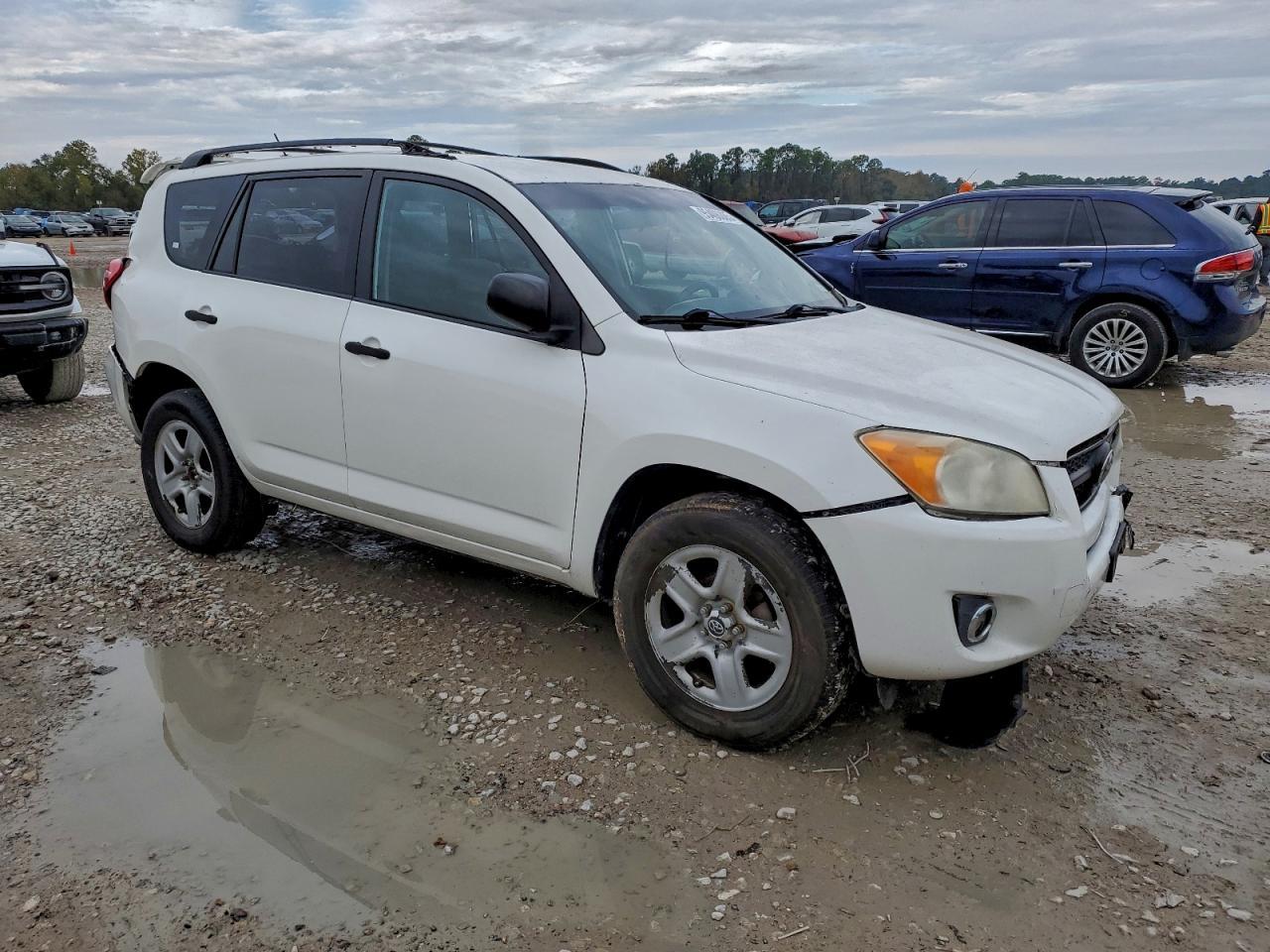 2011 Toyota Rav4 - Image 4