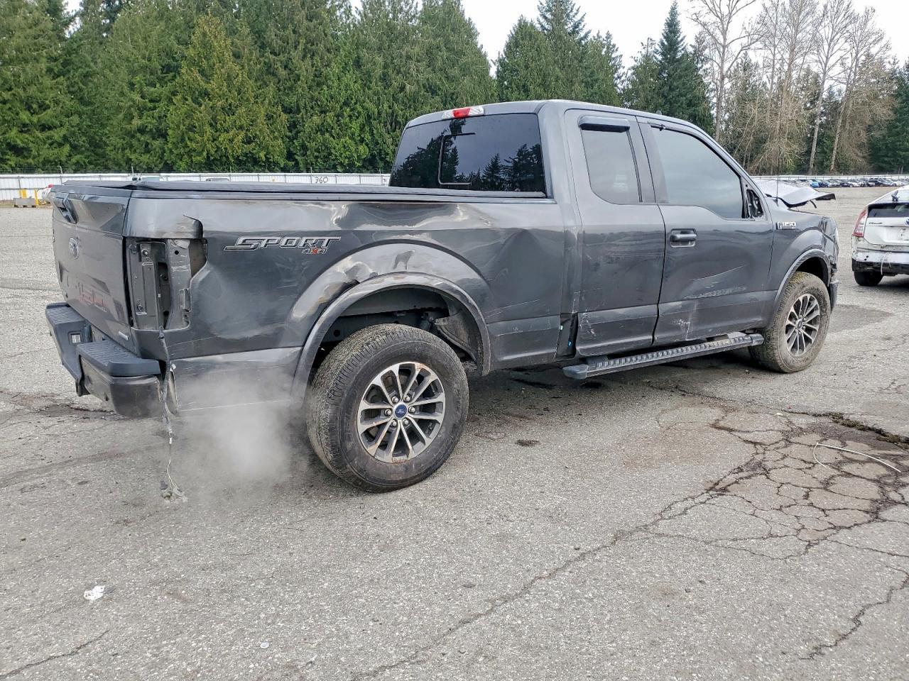 2020 Ford F150 Super Cab - Фото 3