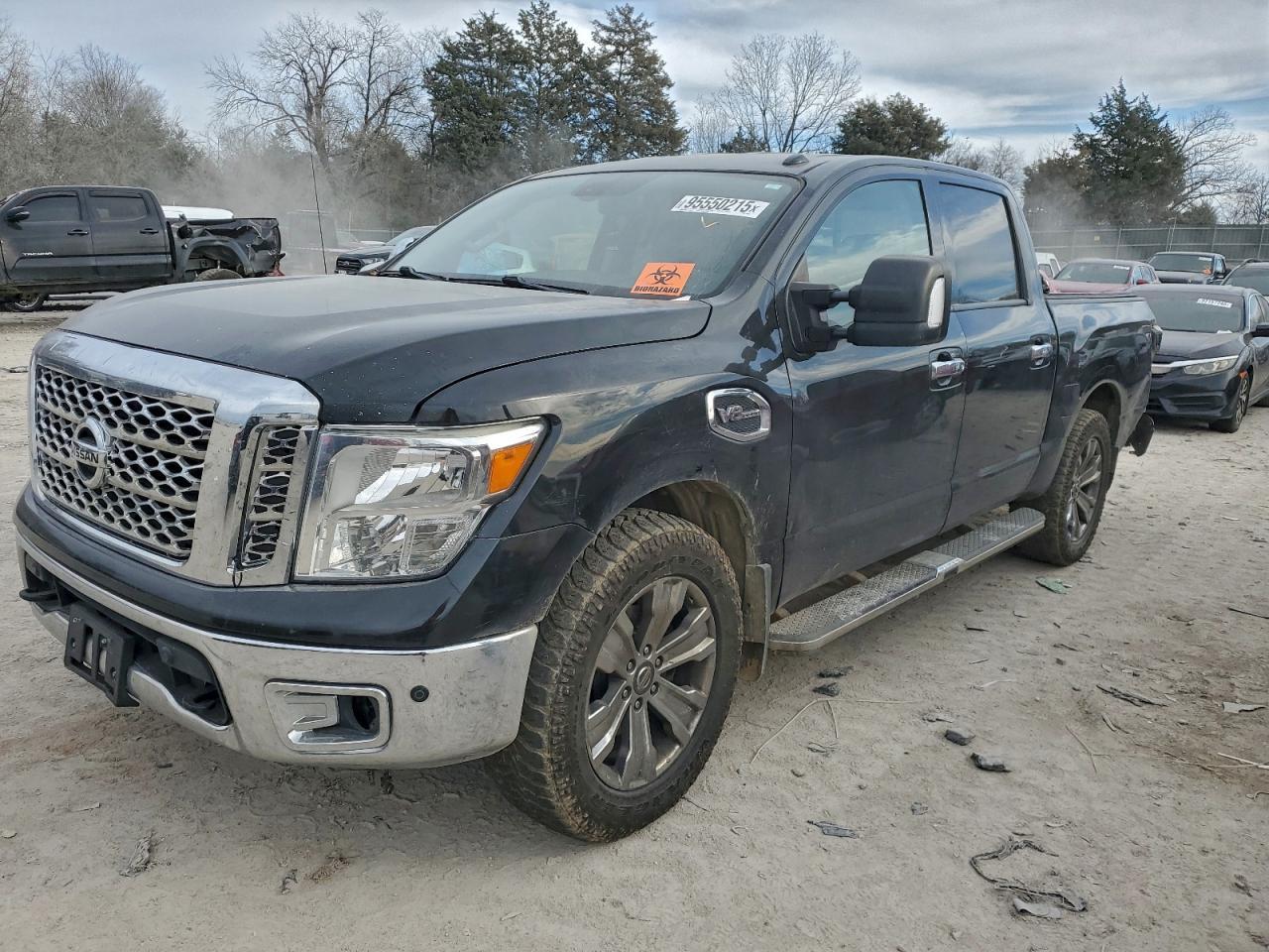2017 Nissan Titan Sv