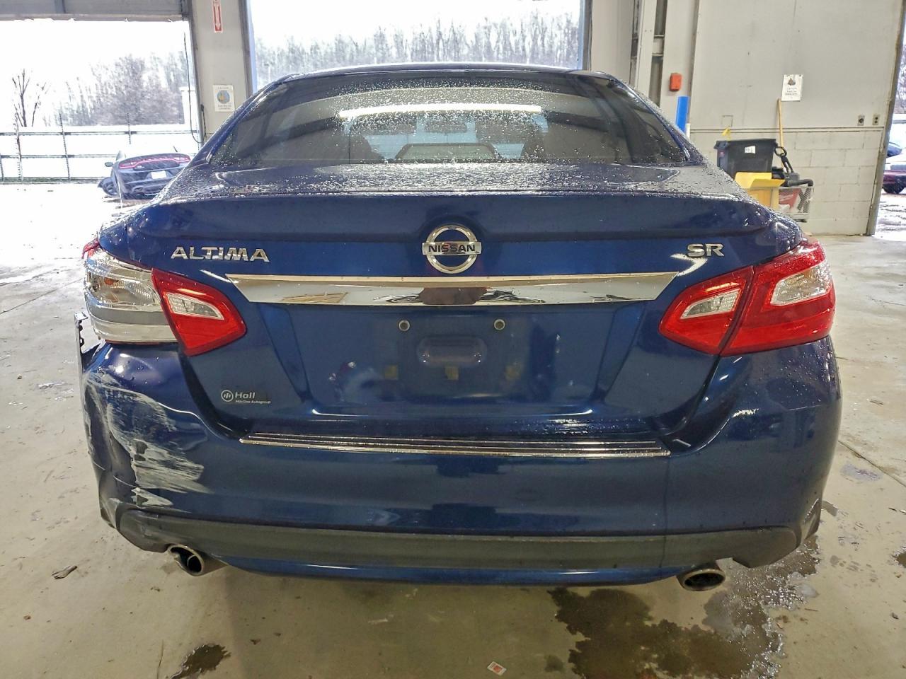 2016 Nissan Altima 2.5 - Image 6