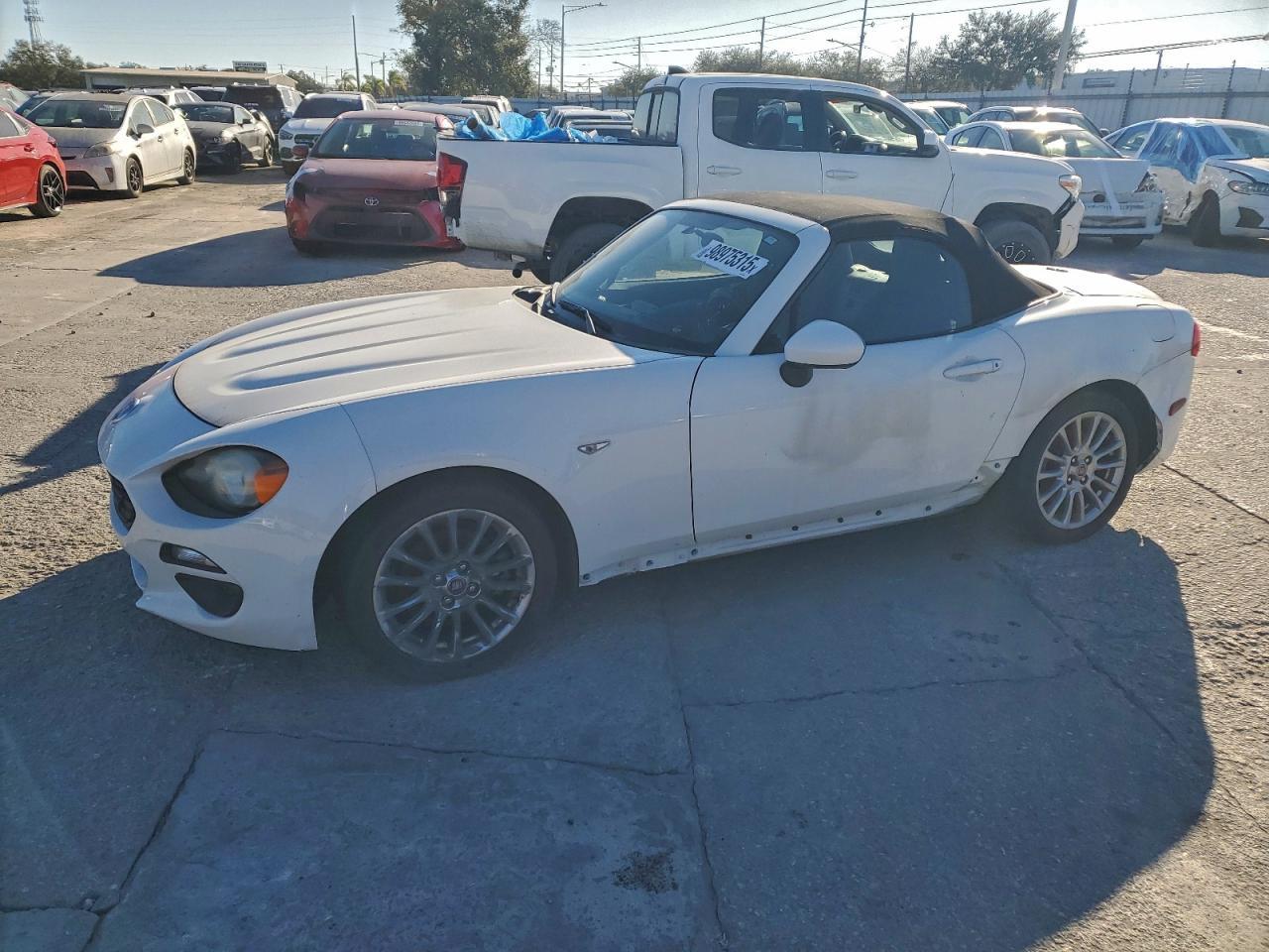 2017 Fiat 124 Spider Classica