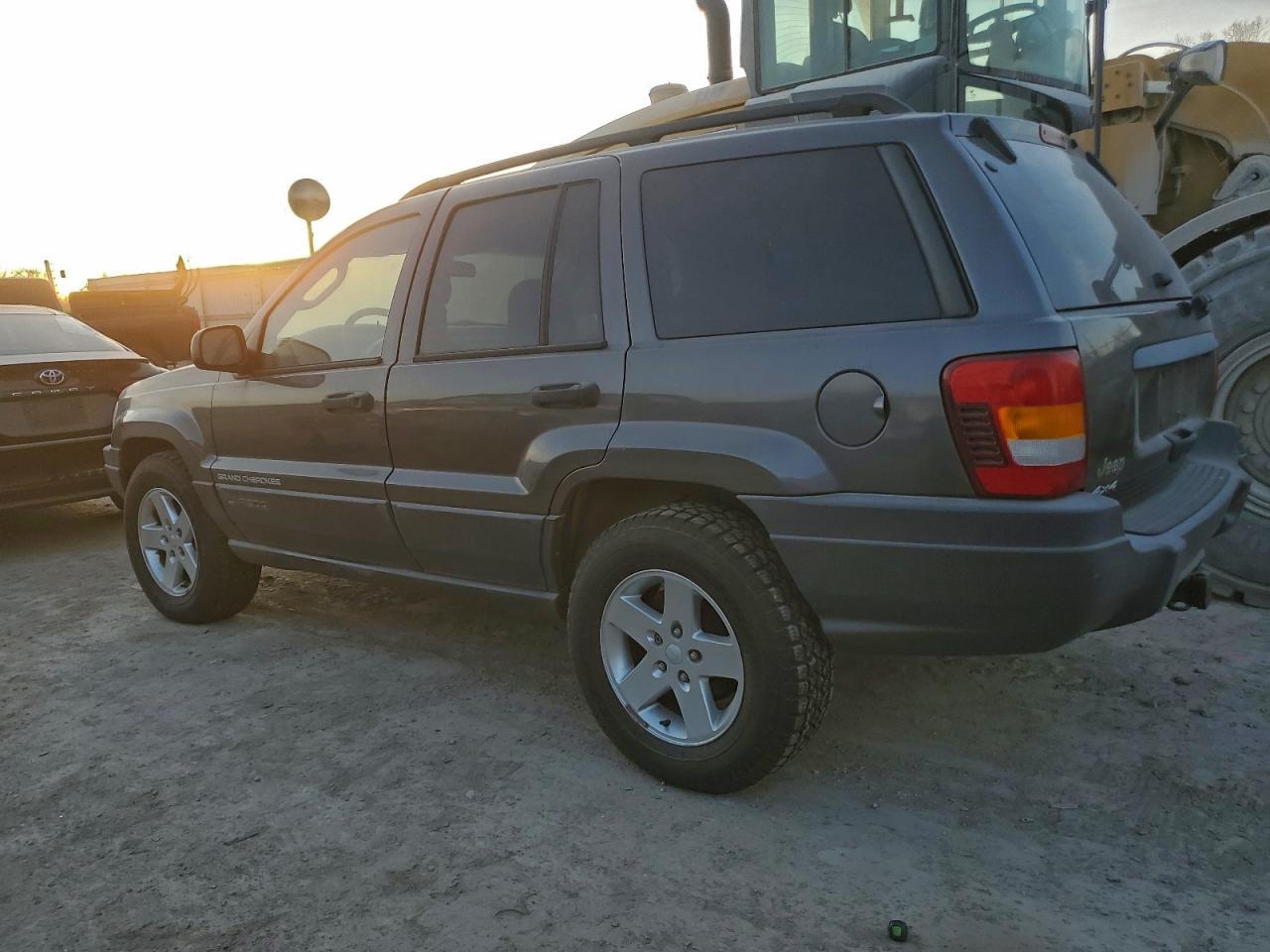 2003 Jeep Grand Cherokee Laredo - Фото 2
