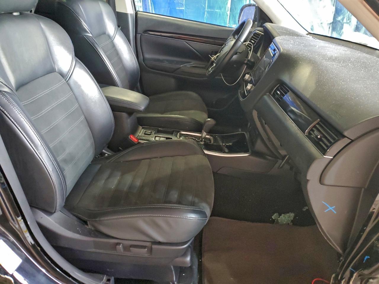 2020 Mitsubishi Outlander Se - Фото 7