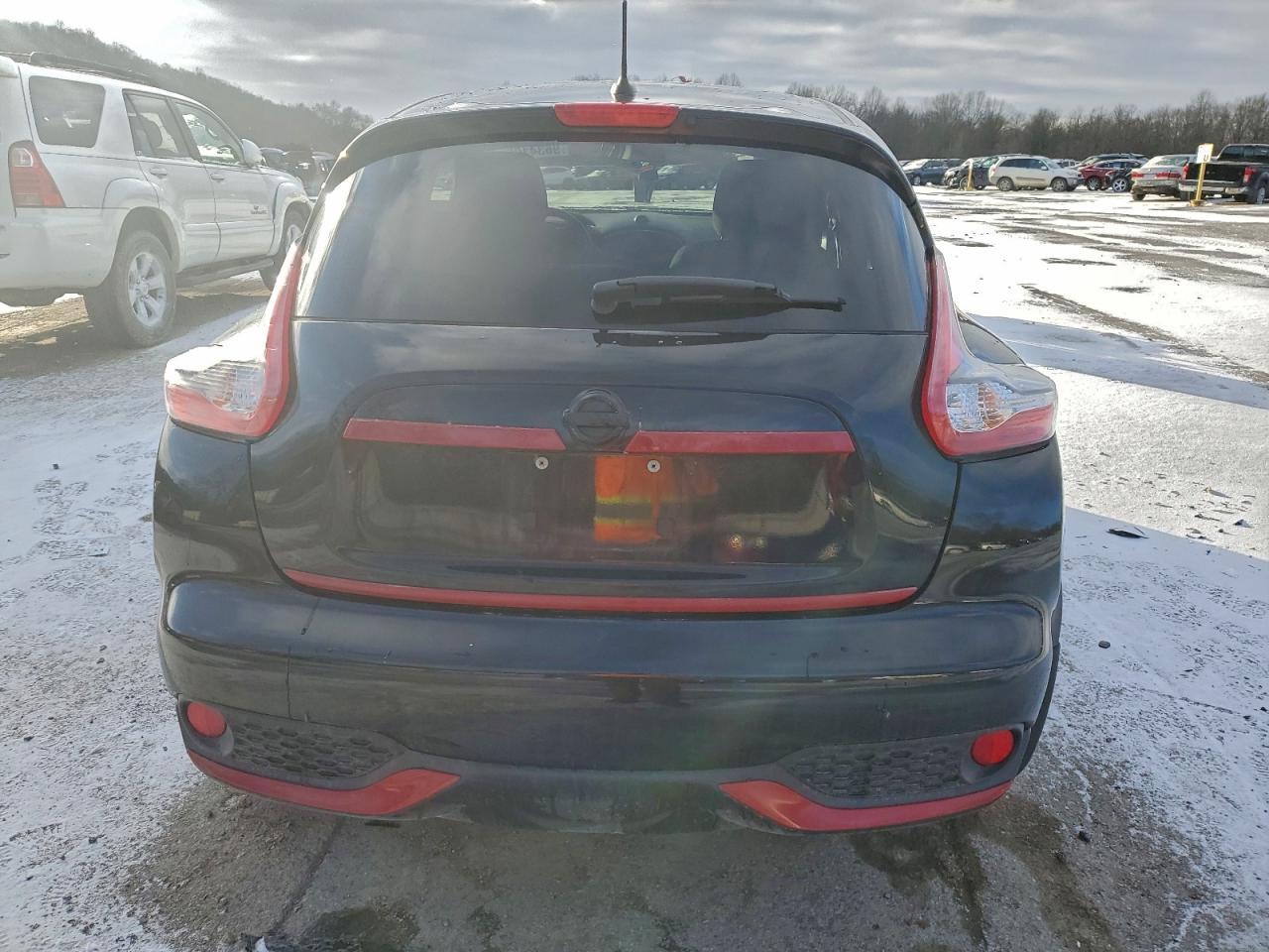 2015 Nissan Juke S - Image 6