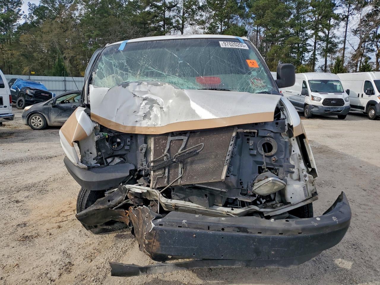 2017 Chevrolet Express 2500 Delivery Van - Фото 5
