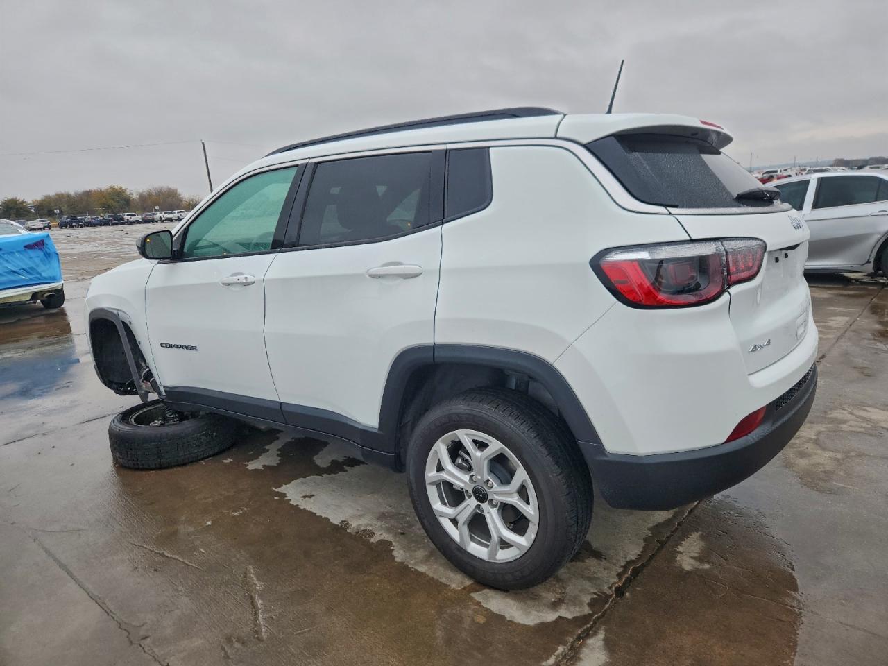 2025 Jeep Compass Latitude - Image 2