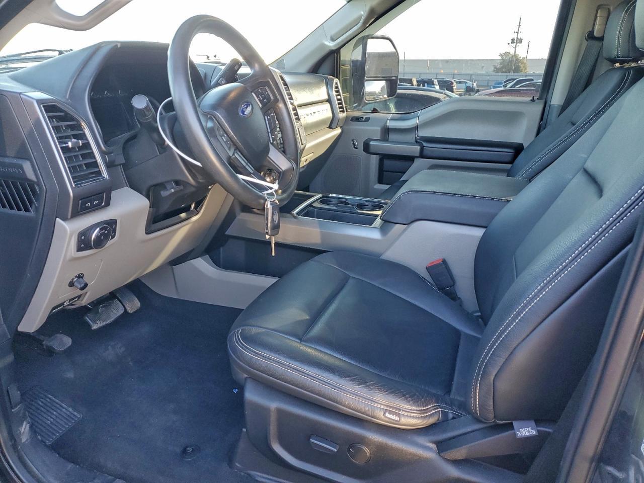 2021 Ford F250 Super Duty - Image 7