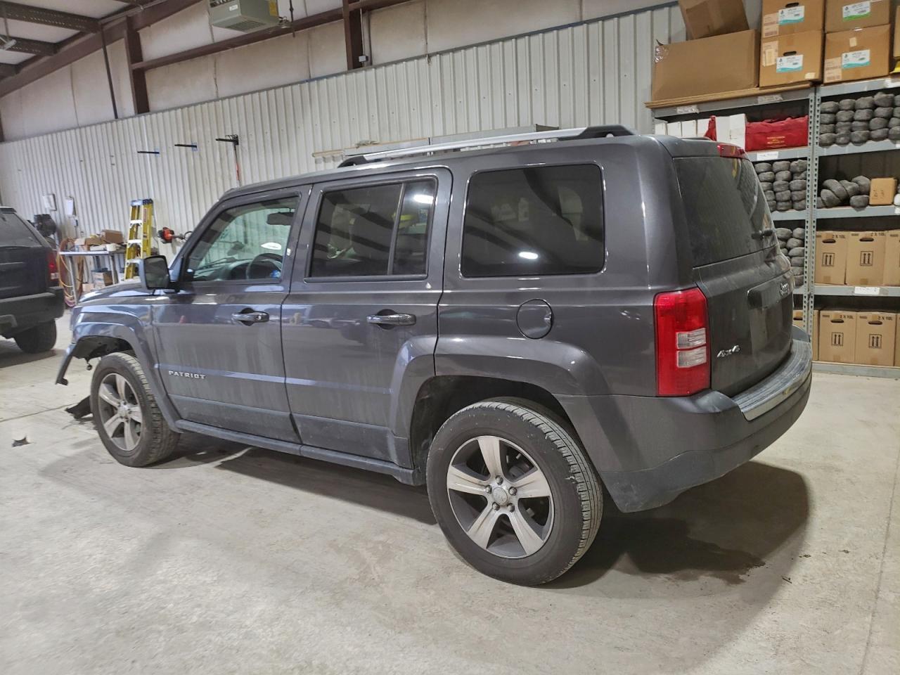 2016 Jeep Patriot Latitude - Image 2
