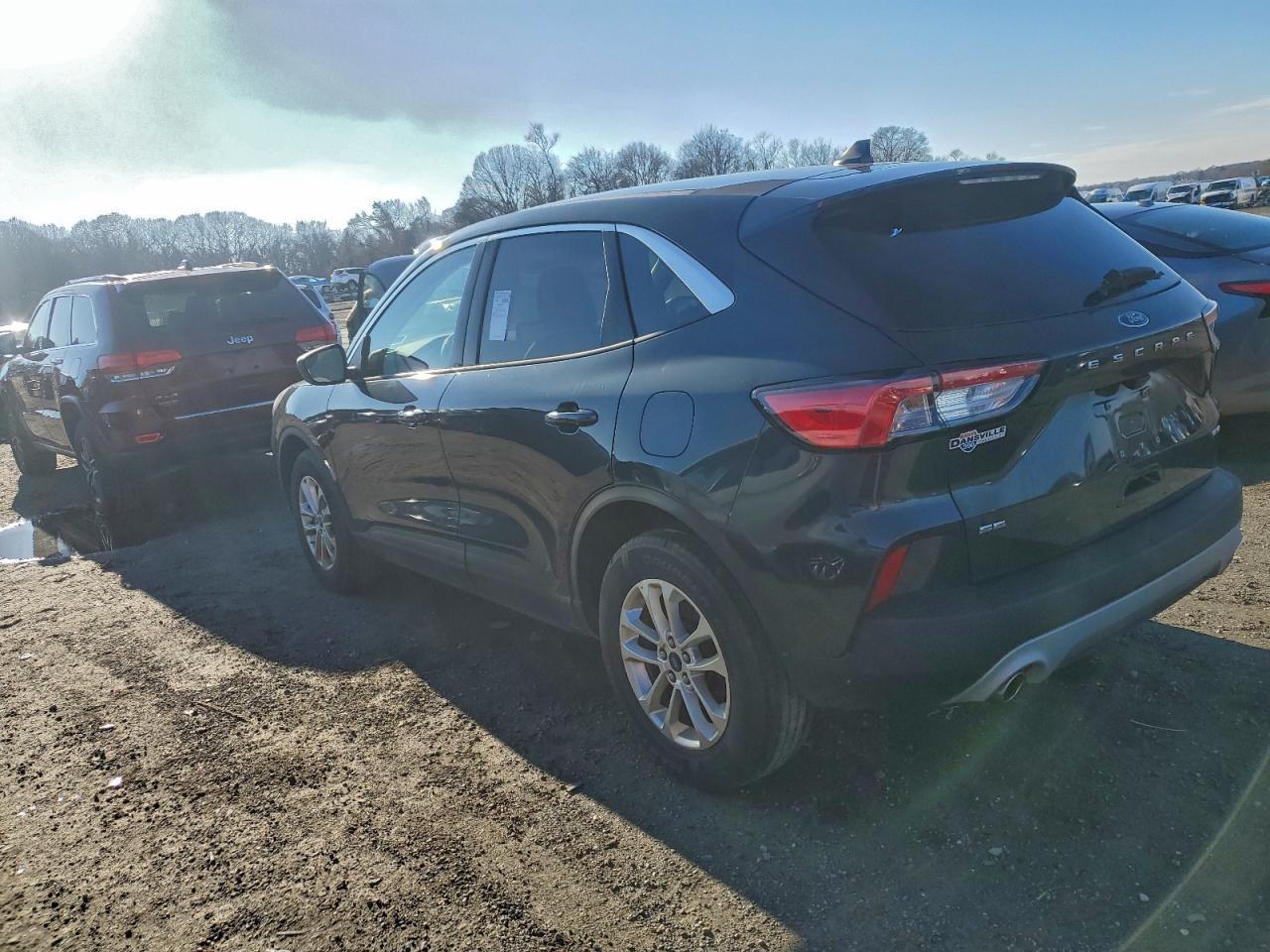 2022 Ford Escape Se - Фото 2