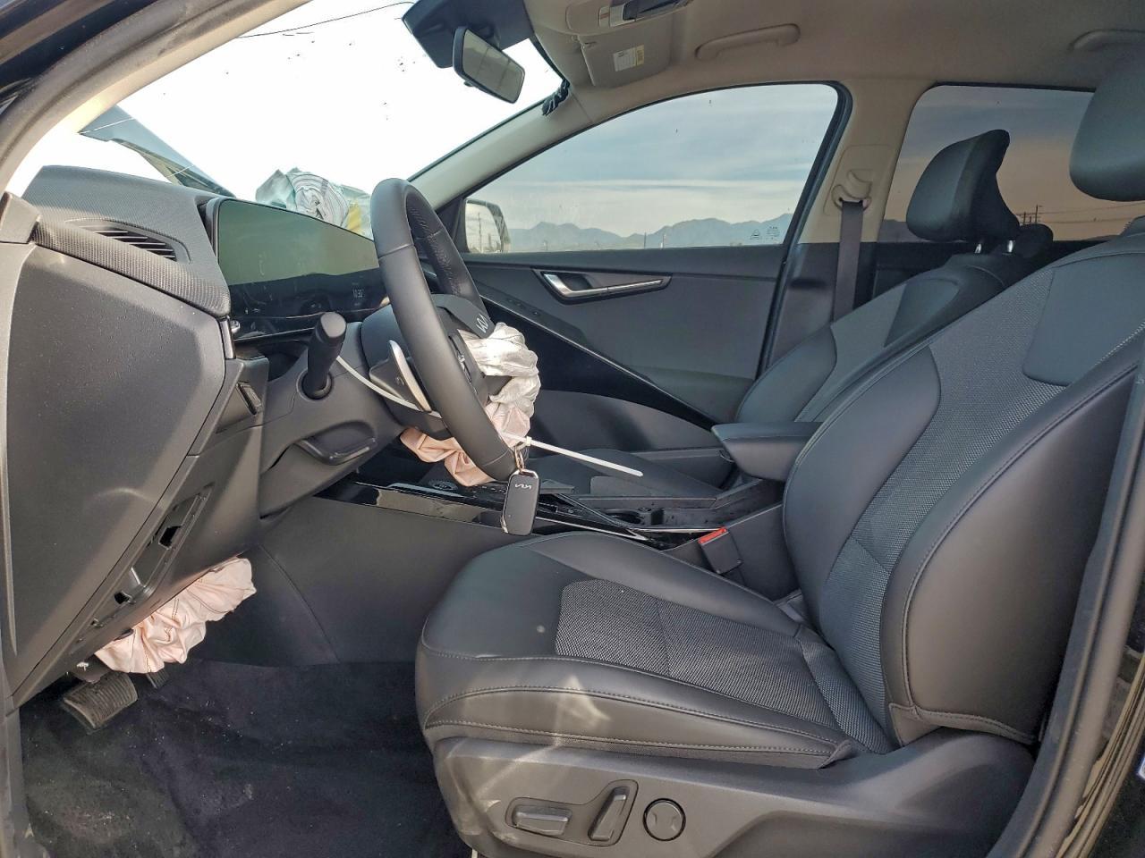 2025 Kia Niro Ex - Image 7