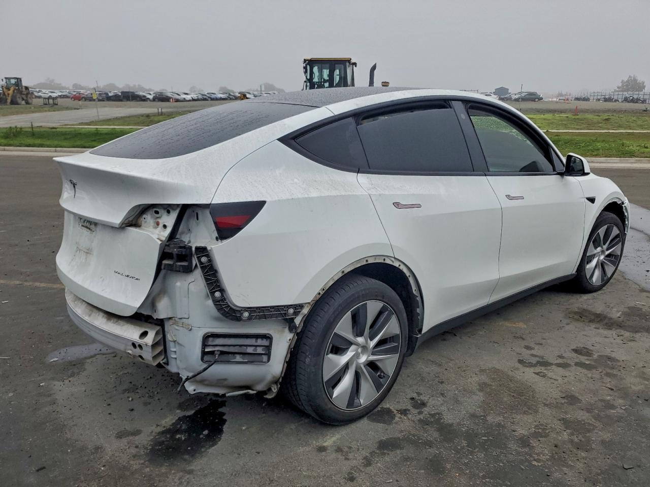 2022 Tesla Model Y - Фото 3