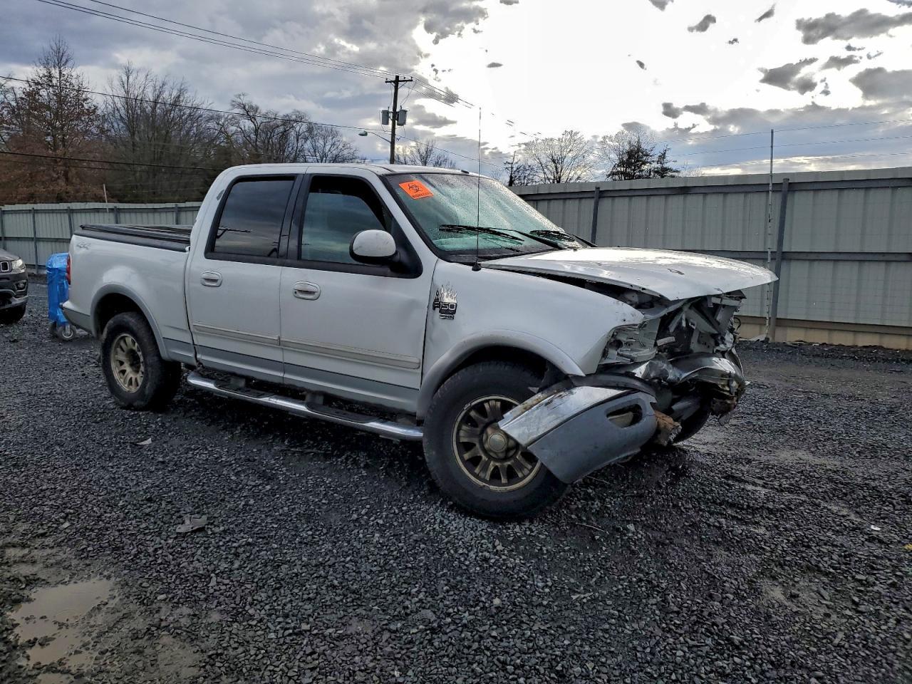 2003 Ford F150 Supercrew - Image 4