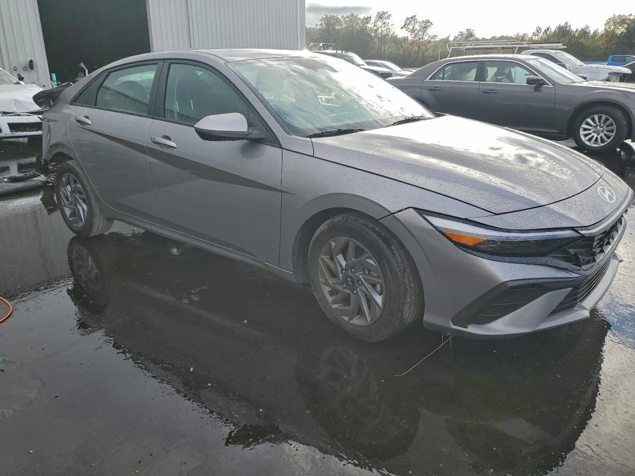 2024 Hyundai Elantra Sel - Фото 4