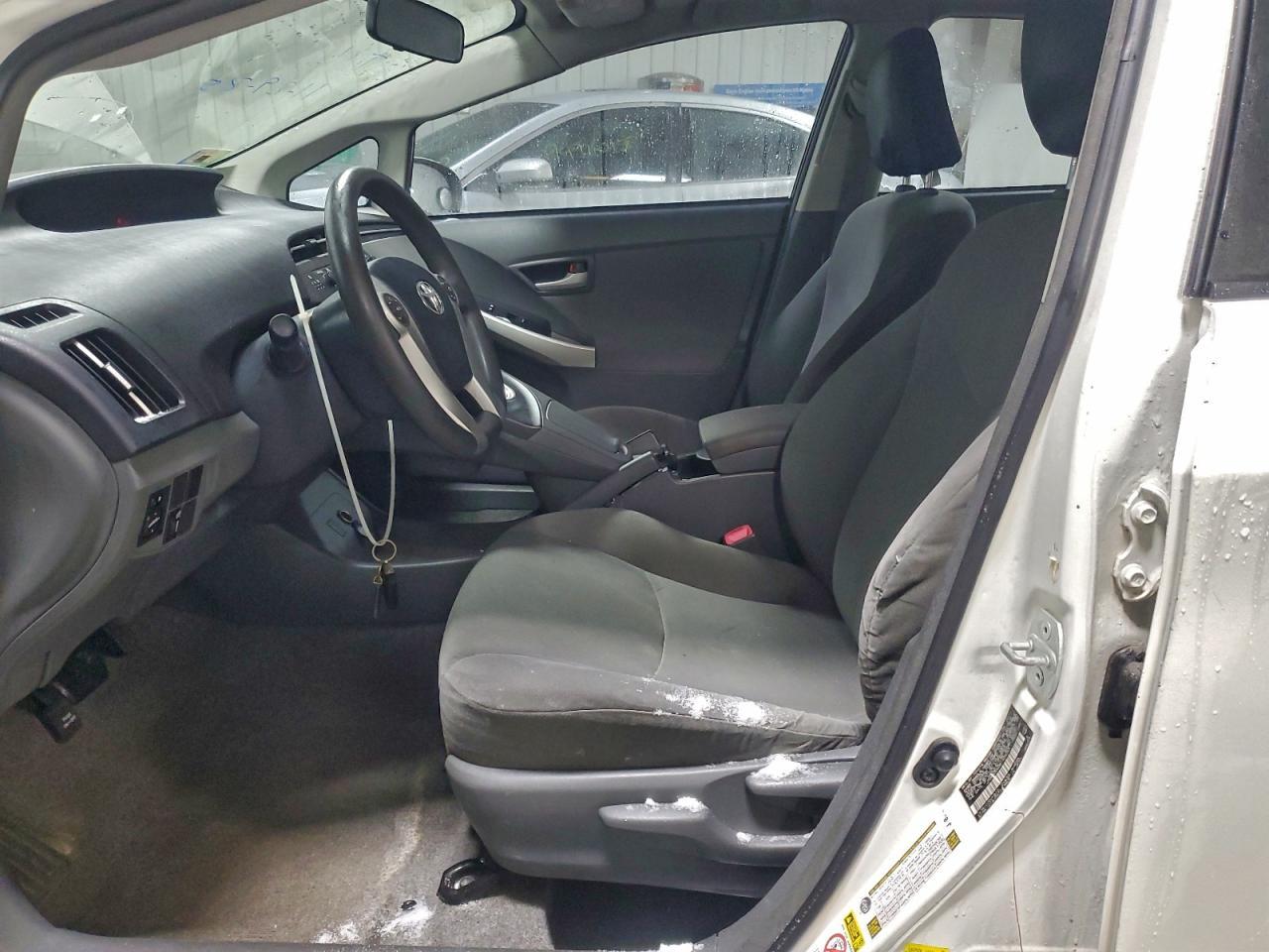 2011 Toyota Prius - Image 7