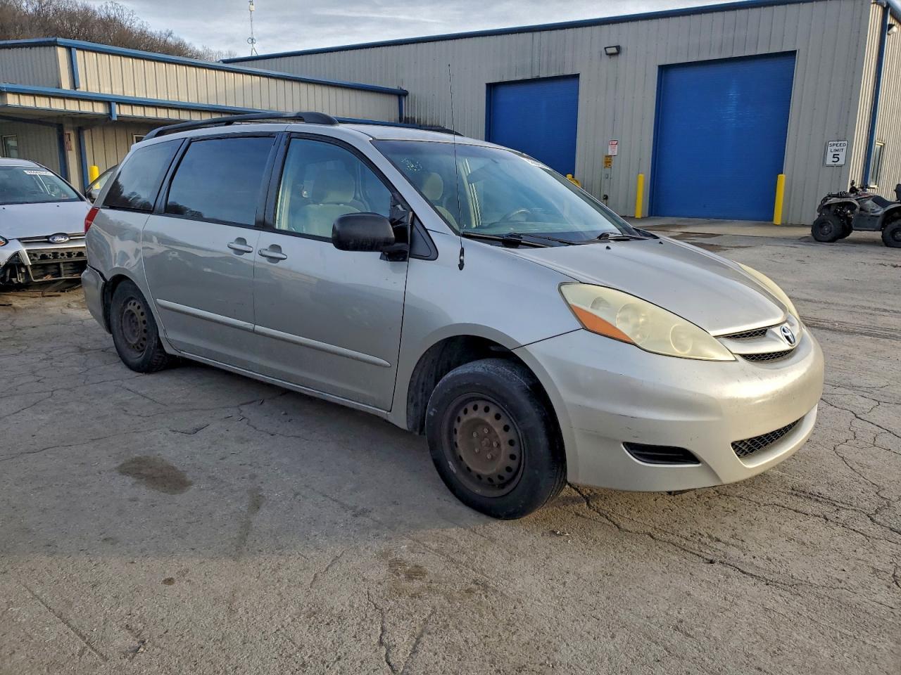 2006 Toyota Sienna Ce 7 Passenger - Фото 4