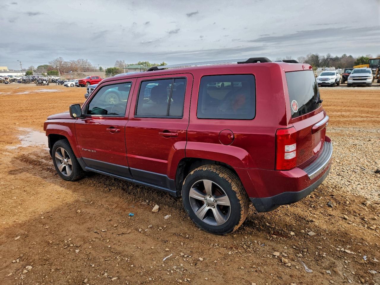 2016 Jeep Patriot Latitude - Фото 2