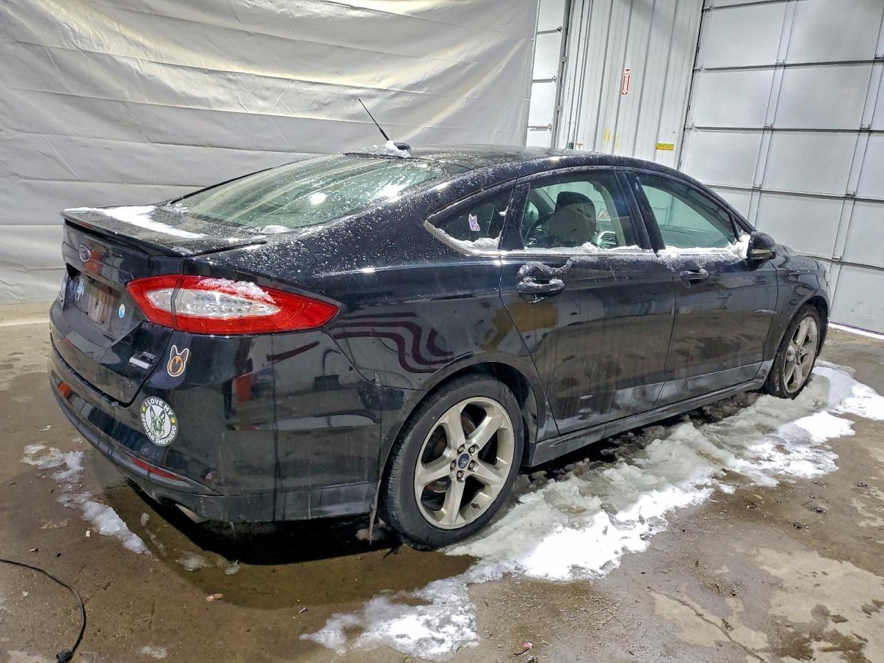 2016 Ford Fusion - Фото 3