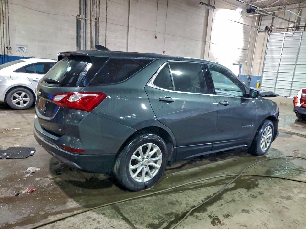 2020 Chevrolet Equinox Lt - Фото 3