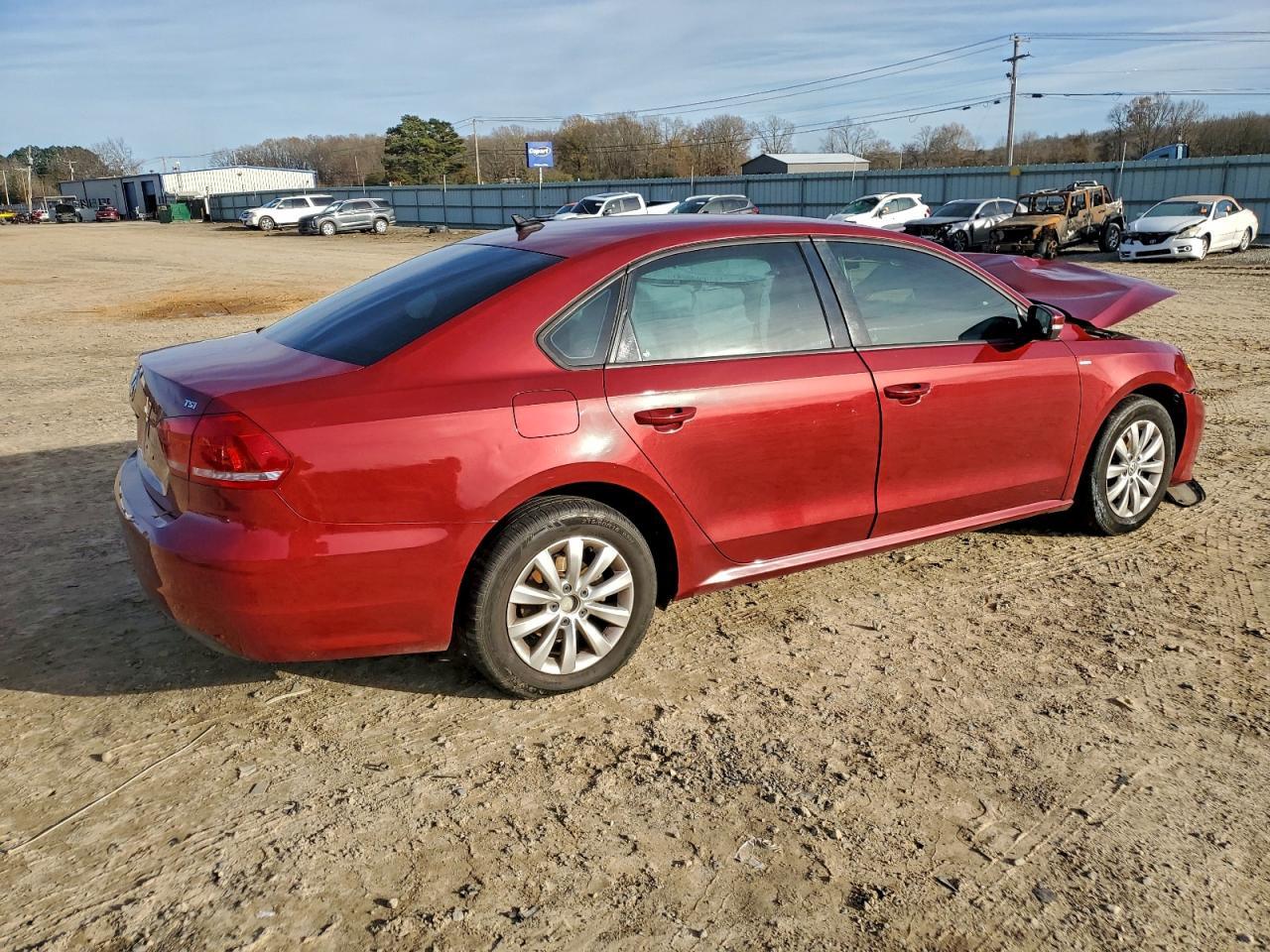 2015 Volkswagen Passat S - Image 3