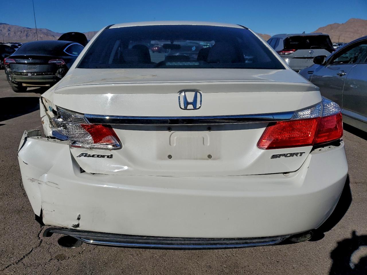 2013 Honda Accord Sport - Image 6