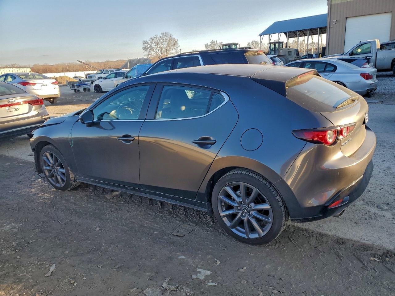 2023 Mazda 3 Preferred - Image 2