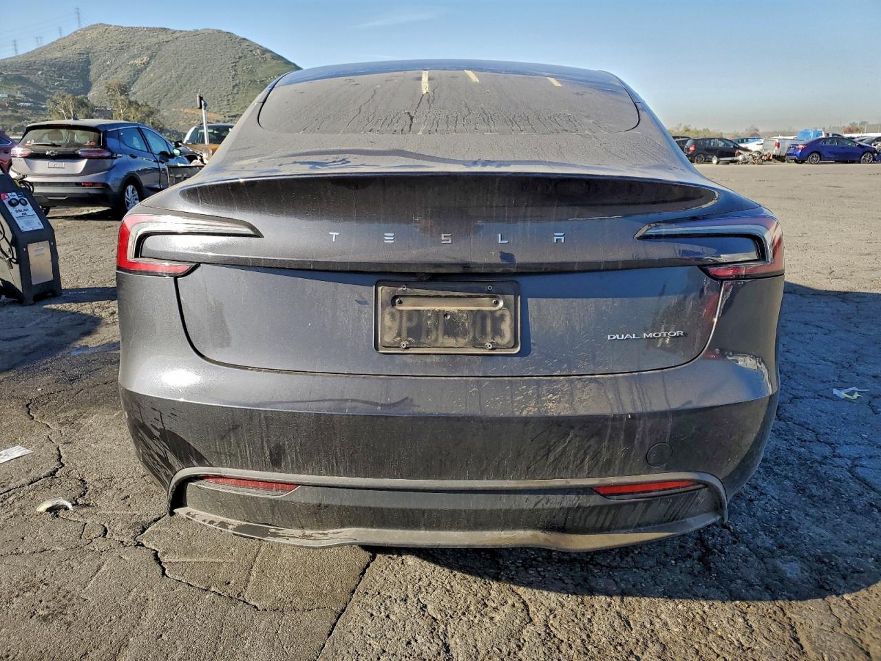 2024 Tesla Model 3 - Фото 6