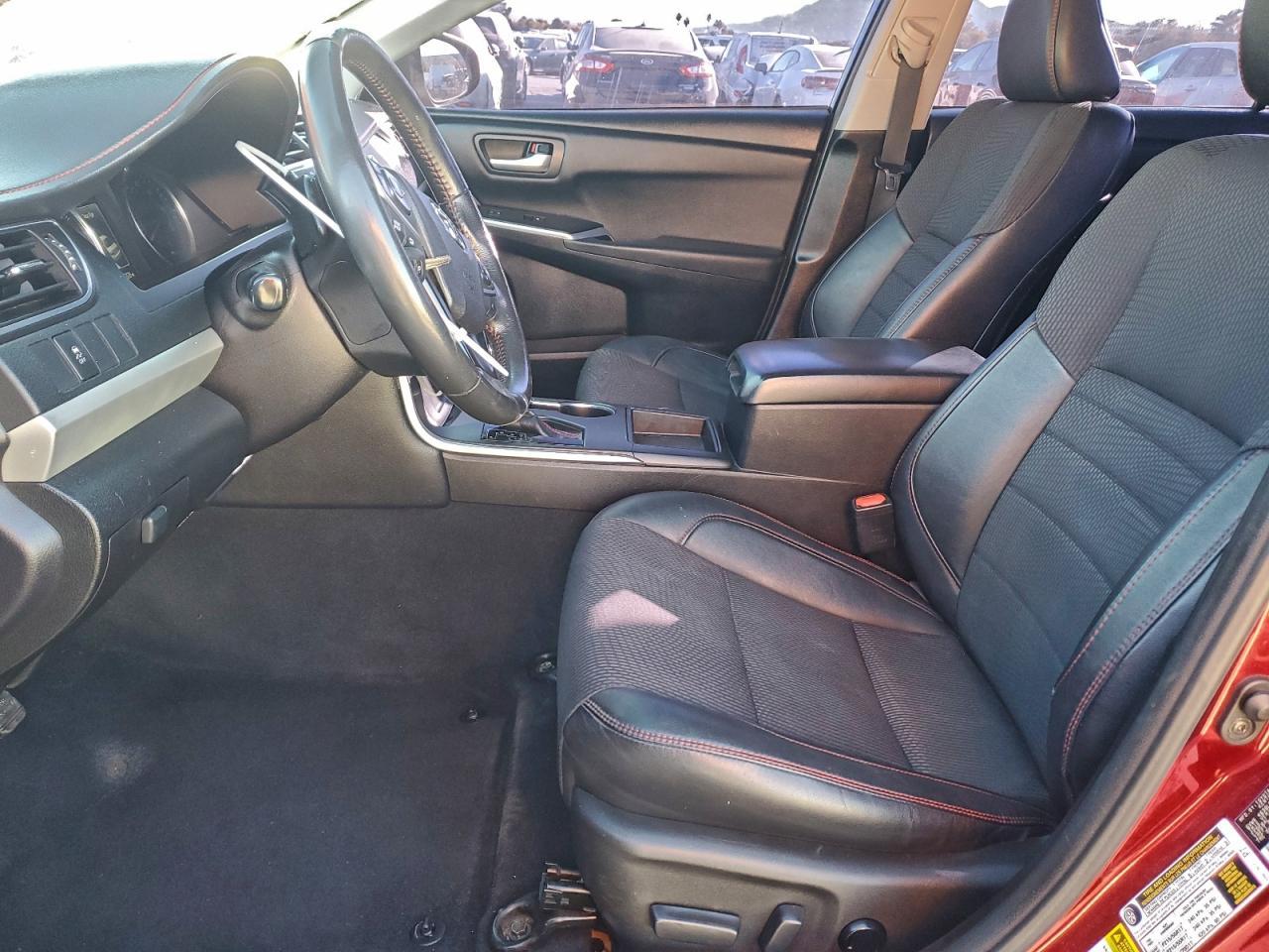 2017 Toyota Camry Le - Фото 7