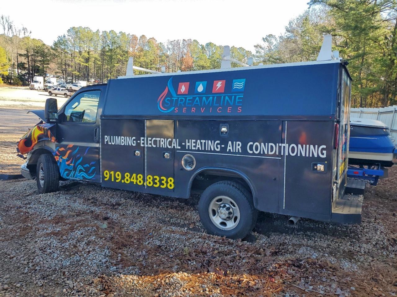 2021 Chevrolet Express G3500 Utility / Service Truck - Image 2