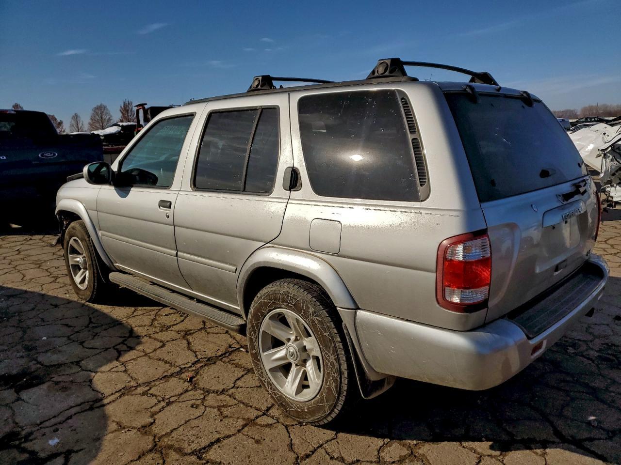 2002 Nissan Pathfinder Le - Фото 2