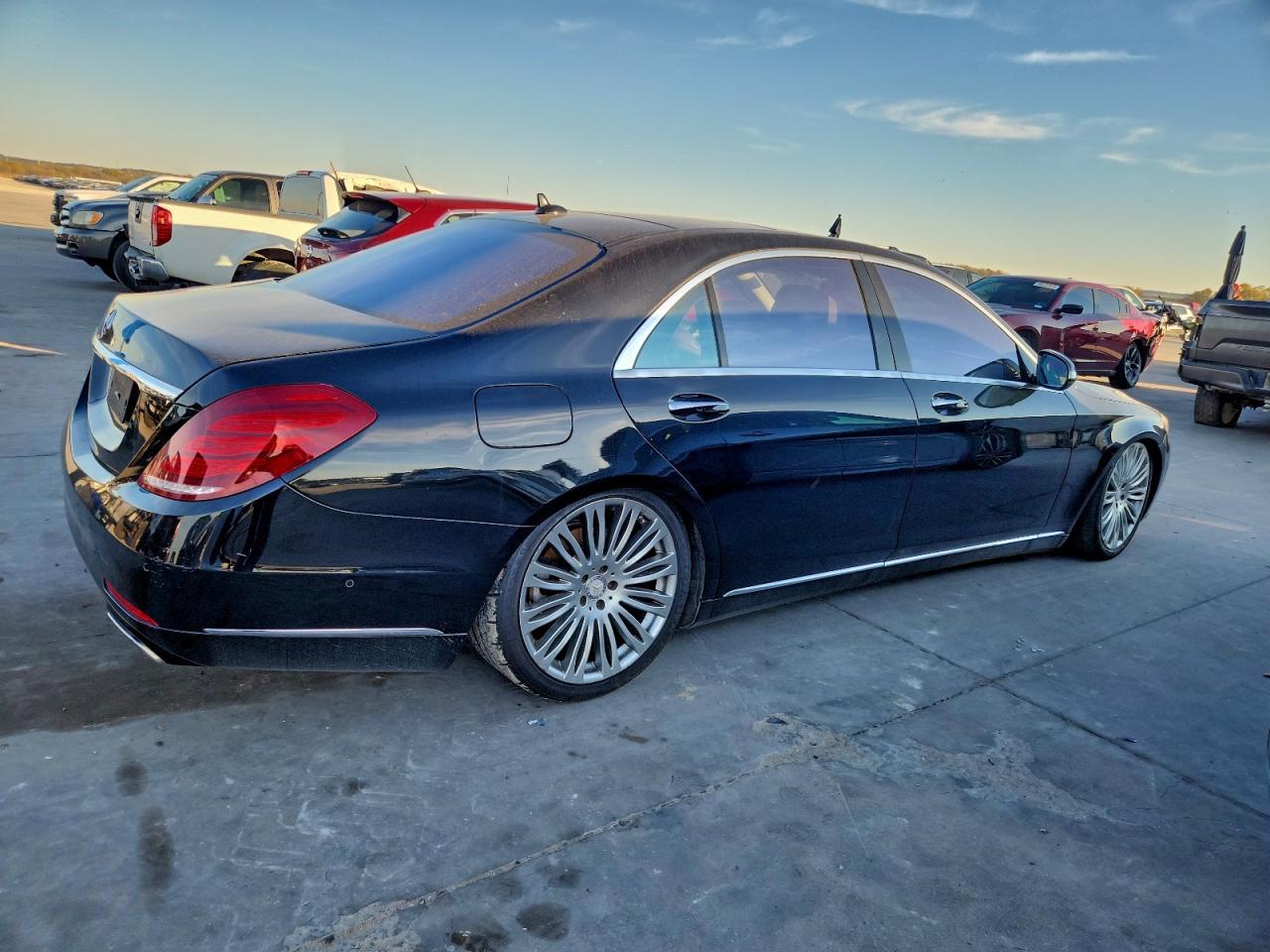 2017 Mercedes-Benz S 550 - Фото 3