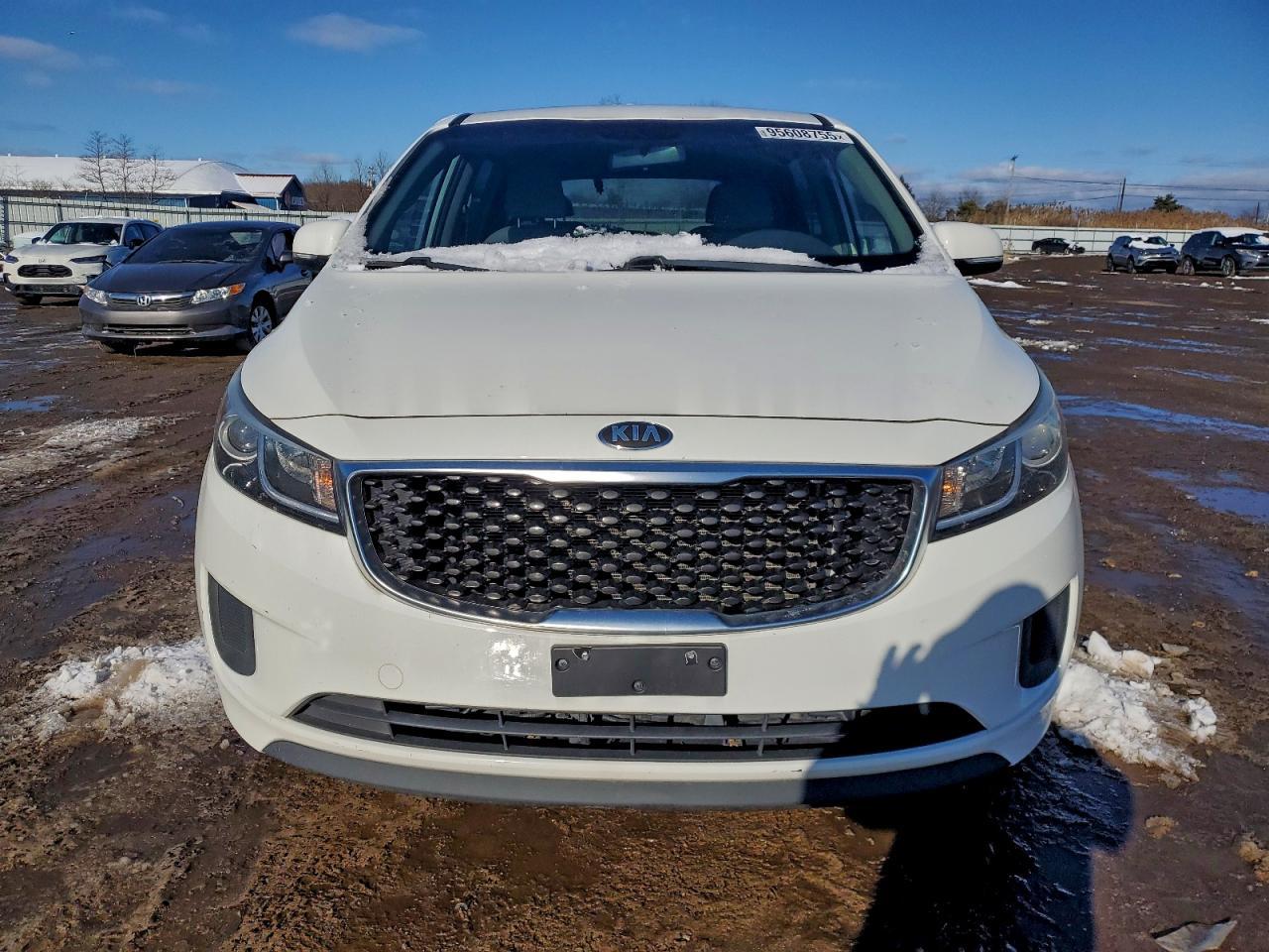 2016 Kia Sedona Lx - Фото 5