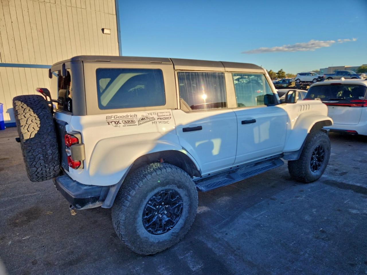 2025 Ford Bronco Raptor - Image 3
