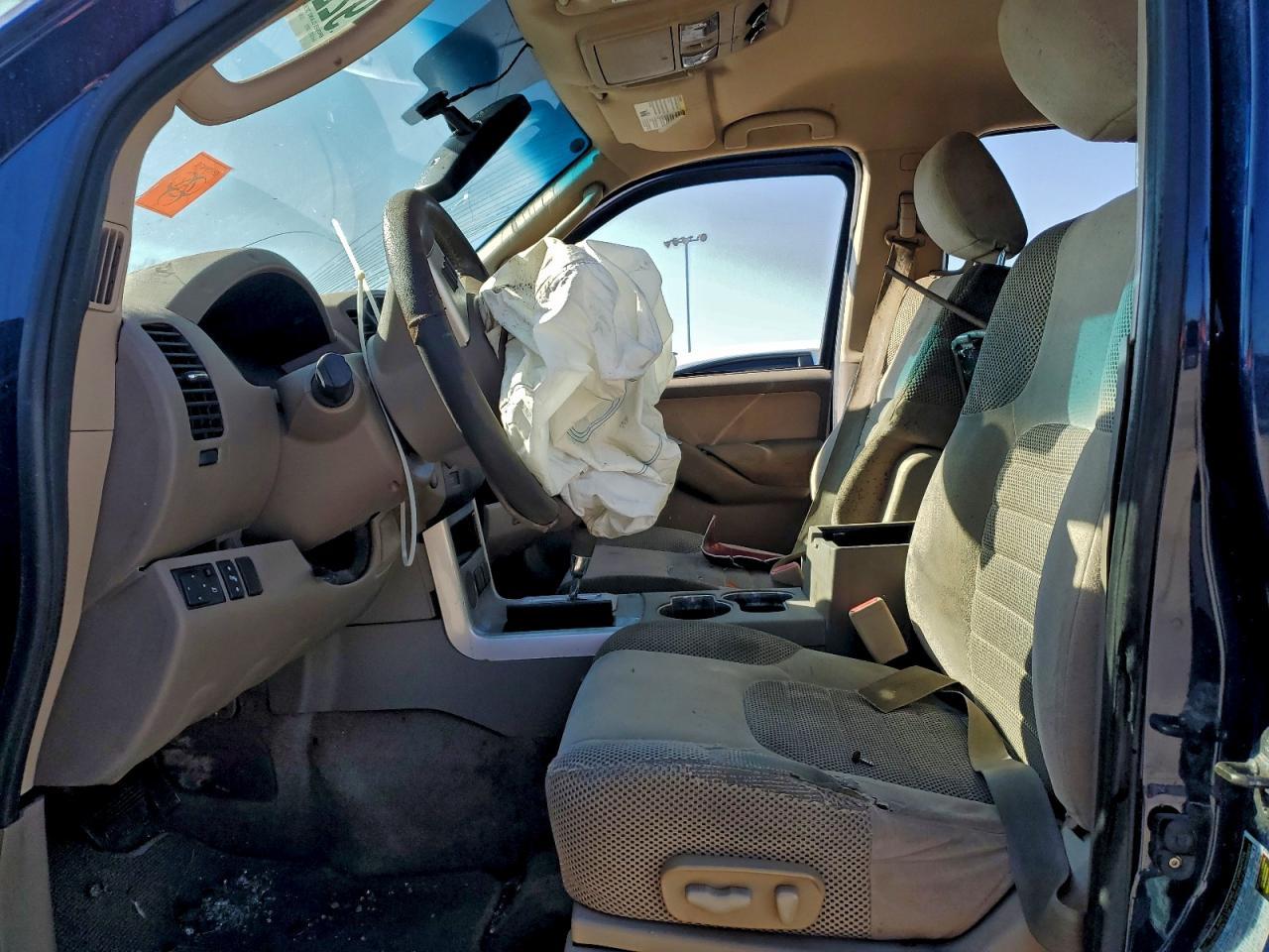 2012 Niss Pathfinder - Image 7
