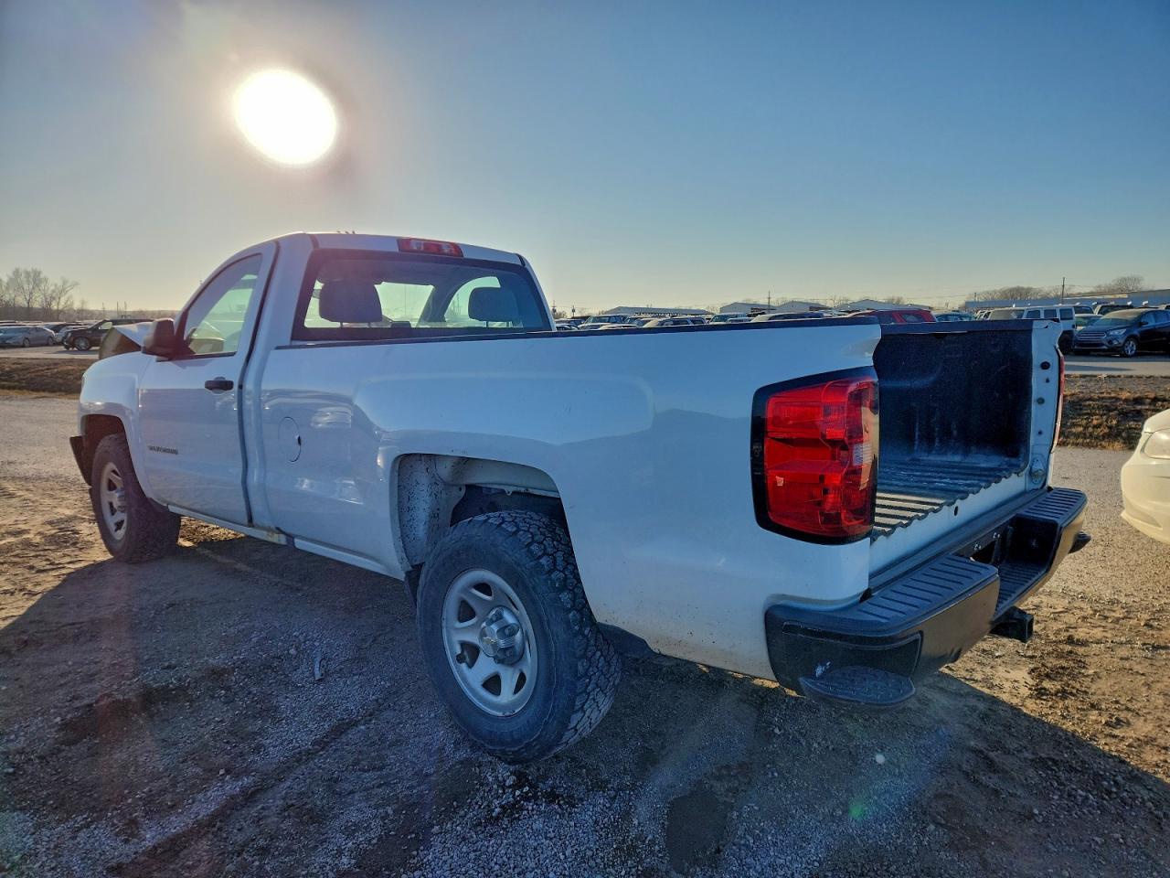 2016 Chevrolet Silverado C1500 - Фото 2