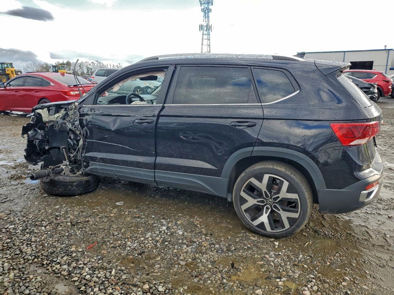 2022 Volkswagen Taos Sel - Фото 2