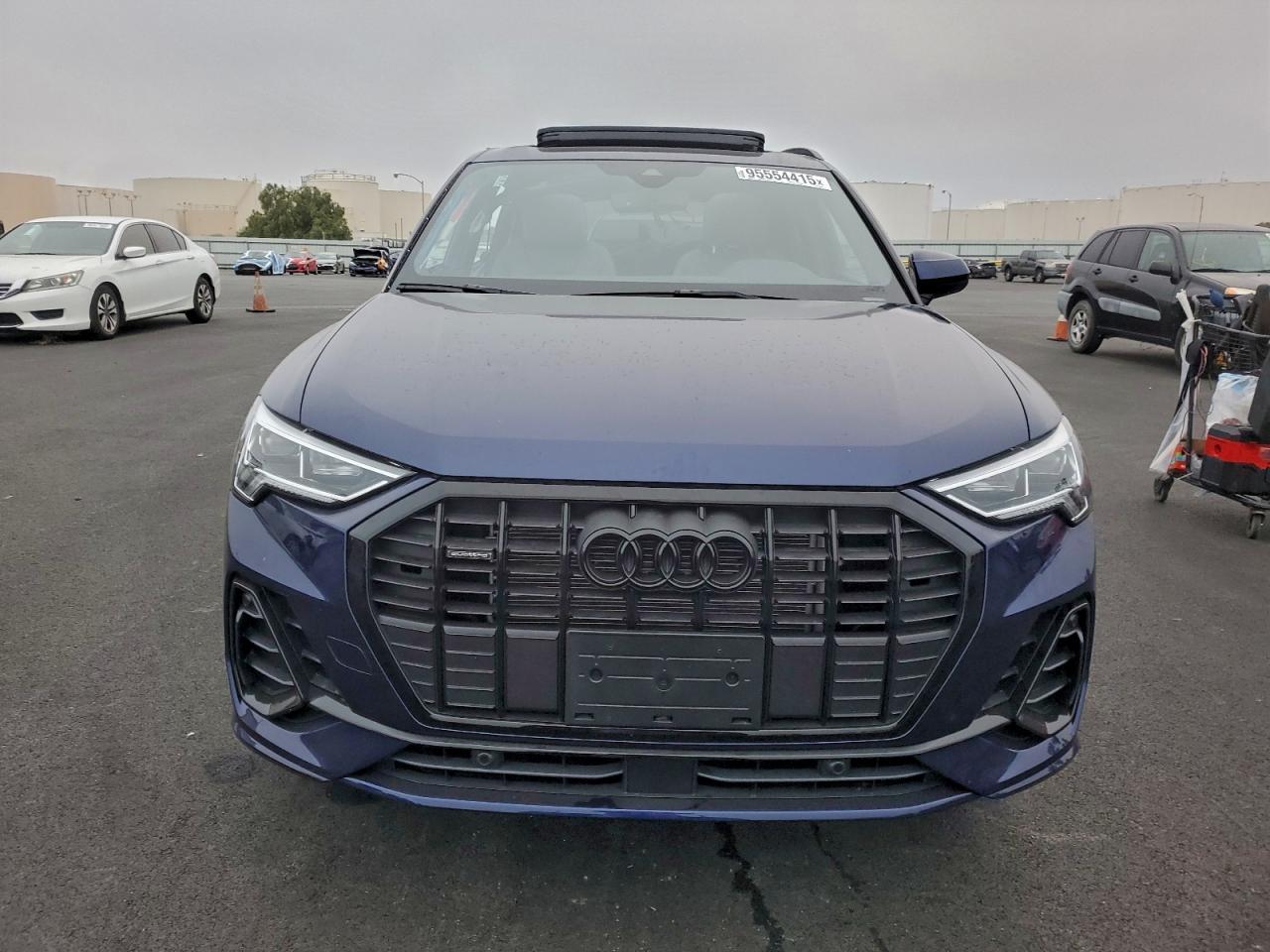 2025 Audi Q3 Premium S Line 45 - Фото 5
