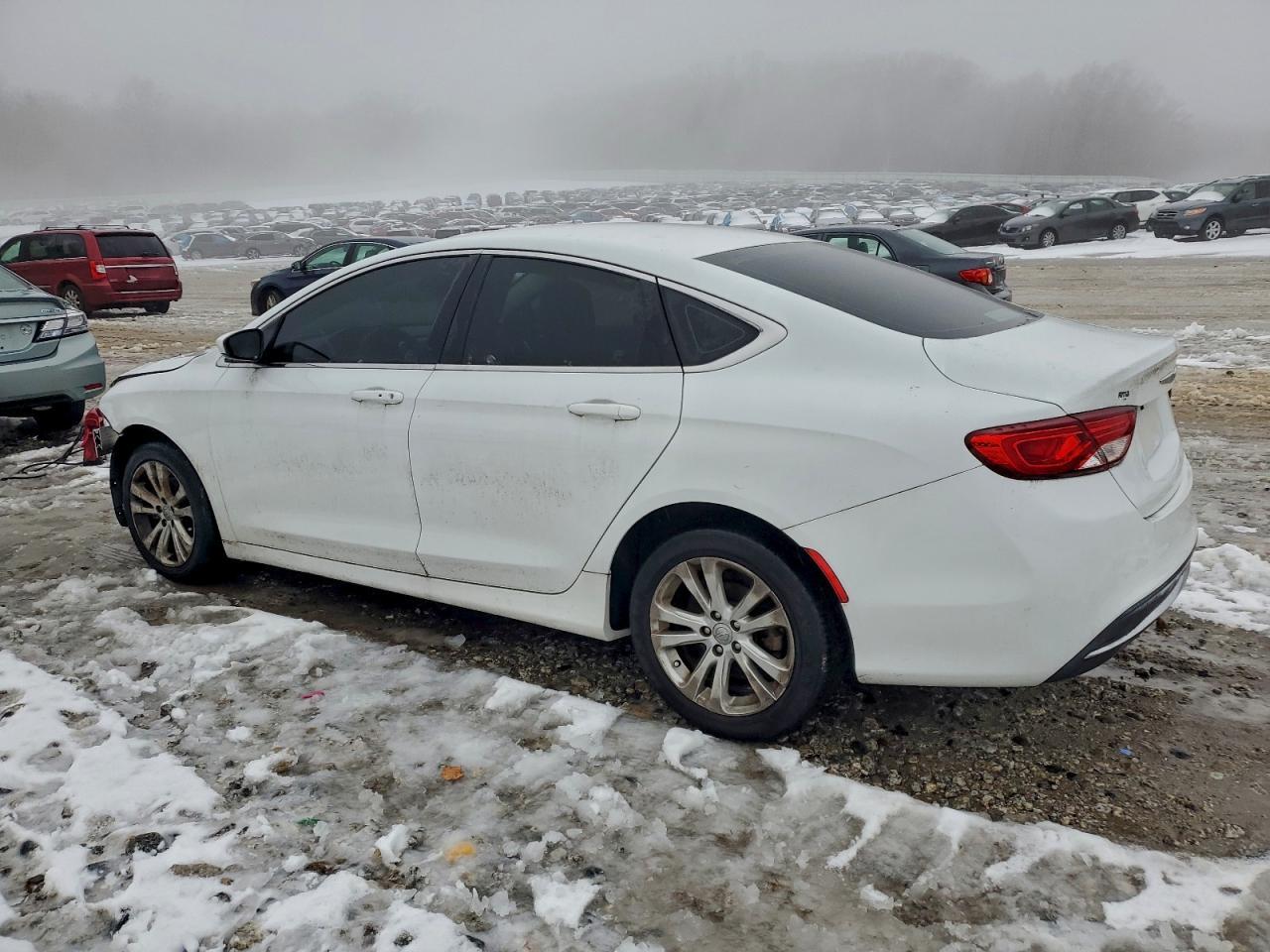 2015 Chrysler 200 Limited - Image 2
