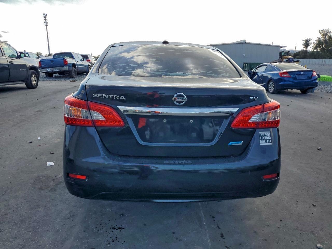 2013 Nissan Sentra S - Image 6