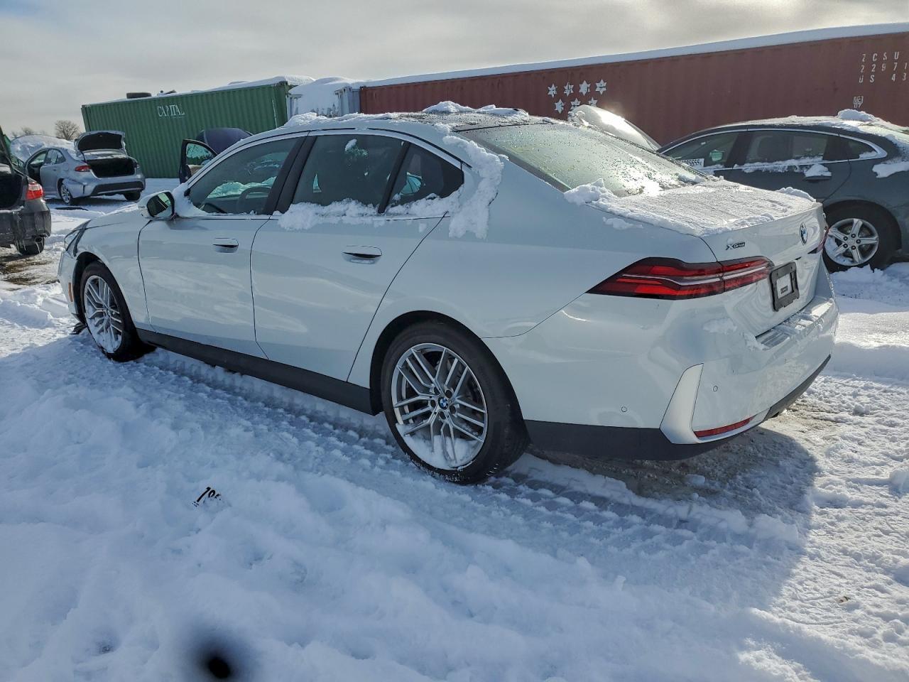 2024 BMW 530 Xi - Фото 2