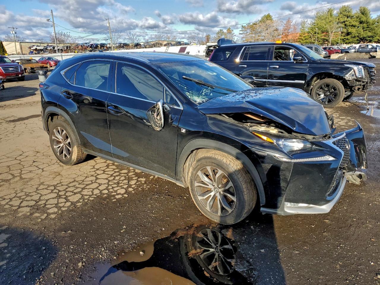 2017 Lexus Nx200T - Фото 4