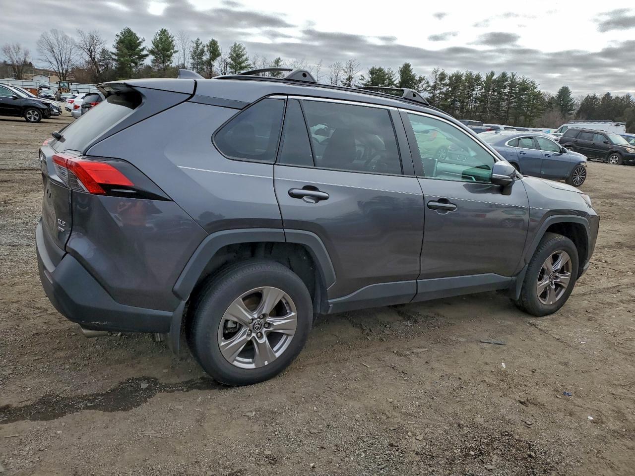 2023 Toyota Rav4 Xle - Фото 3