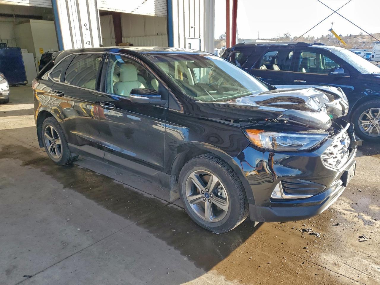 2020 Ford Edge Titanium - Фото 4